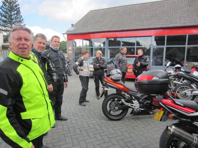 2013-08-18_efkes_weg_over_de_maas_meierijroute_gerrit_07 